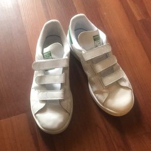 Sam Smith Velcro sneakers